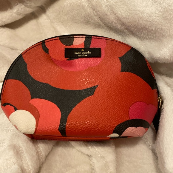 kate spade Handbags - Kate Spade pouch